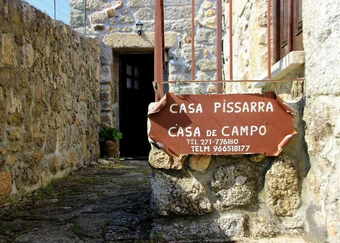 Casa Pissarra * Linhares (Guarda)